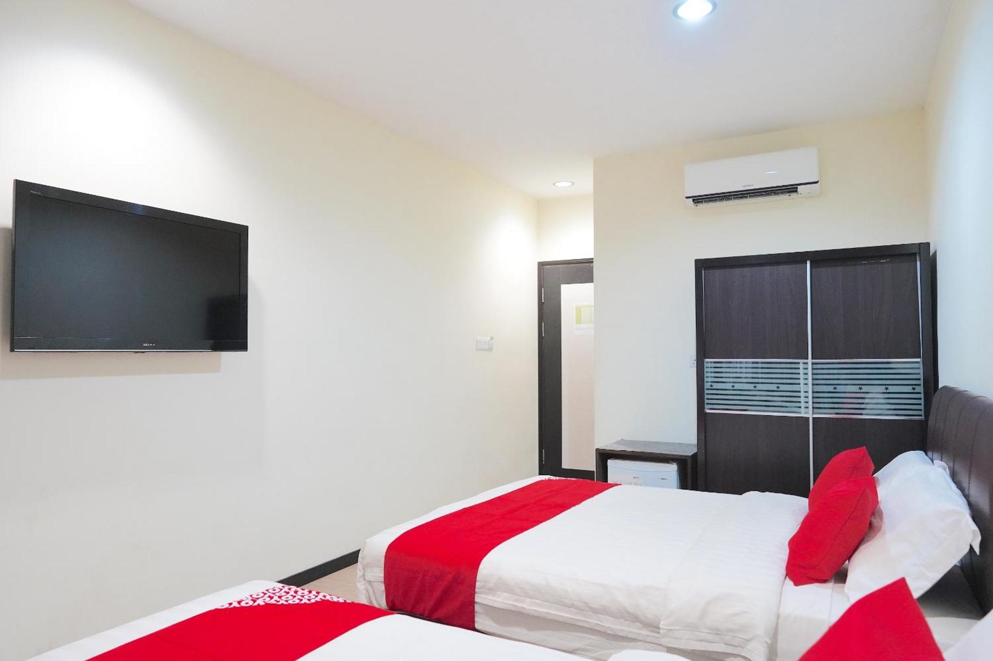Super Oyo 89544 Utama Inn Bintulu Exterior photo